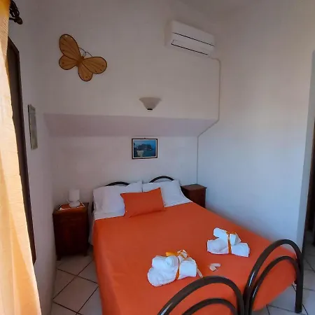 Rainbow Apartment *